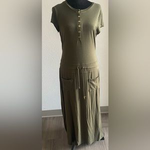 Premise Green Boat Neck Short Sleeve Midi Dress Women's Sz 6 Pull Up Bottom